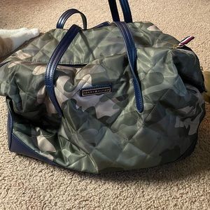 Tommy Hilfiger handbag